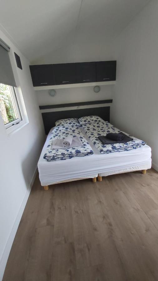 Ruim En Gezellig Chalet Voor 2 Personen Op De Veluwe Recreatiepark De Oude Driest Путен Екстериор снимка
