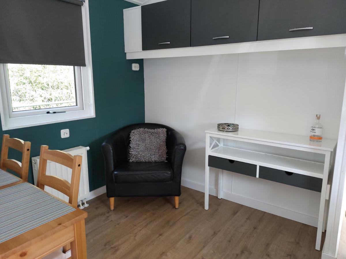 Ruim En Gezellig Chalet Voor 2 Personen Op De Veluwe Recreatiepark De Oude Driest Путен Екстериор снимка
